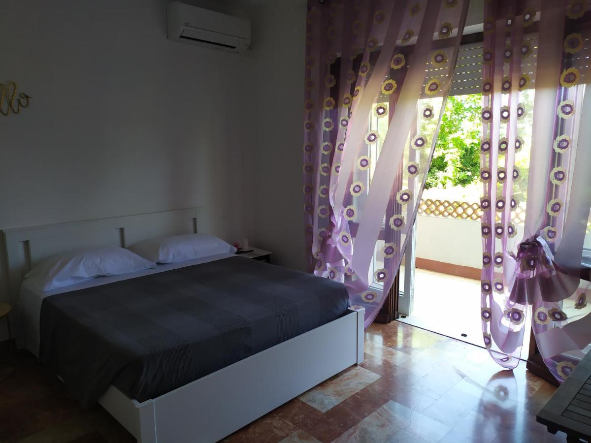 B&B Tra Mare E Marmo Марина-ди-Каррара Экстерьер фото